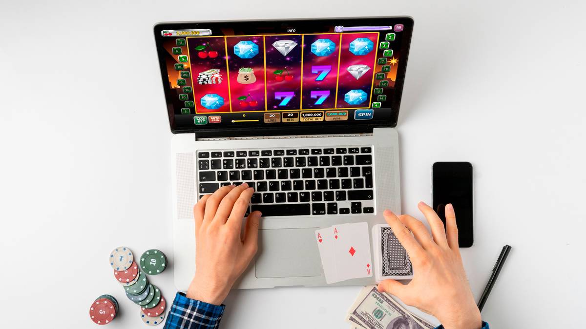 Играйте в покер онлайн на Pokerdom через браузер